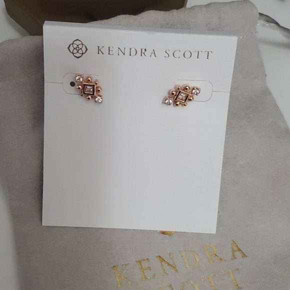 KENDRA SCOTT EARRINGS NWT - Picture 6 of 6